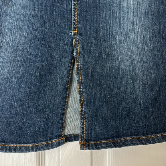 Women’s skirt - Picture 4 of 6